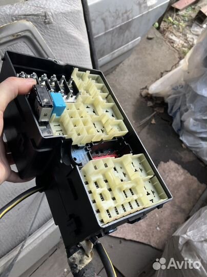 Блок предохранителей mazda 3 bk