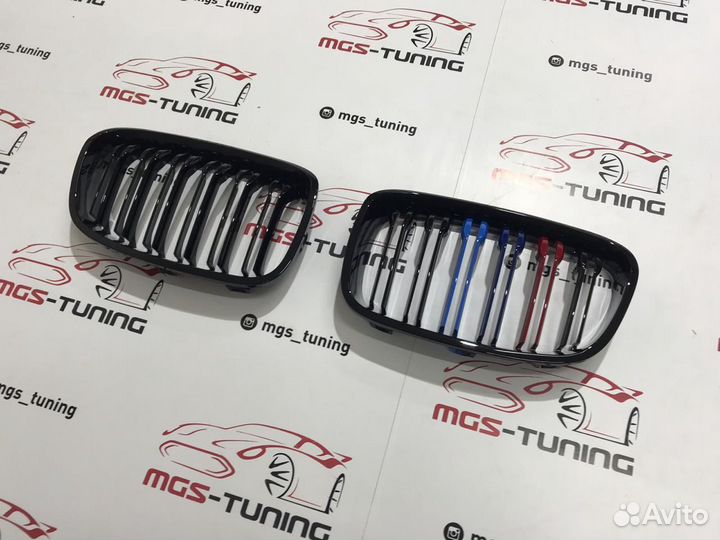 Решетка BMW 1 серии f20 11-15 гг. триколор