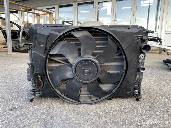 Кассета радиаторов в сборе Mercedes Benz W212