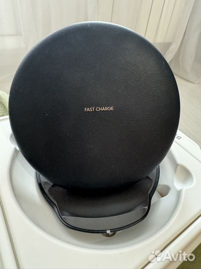 Беспроводное зарядное устройство Samsung