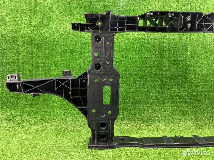 Передняя панель (телевизор) передняя Genesis Gv70