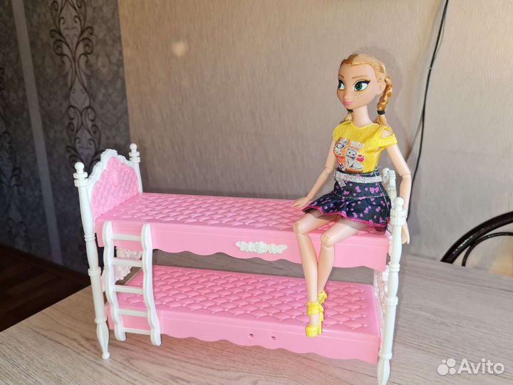 Кровать для кукол Барби