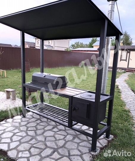 Мангал с крышей