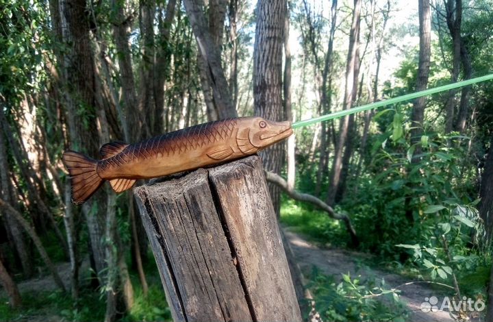 Подарок для рыбака. Сувениры из дерева