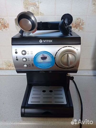 Кофеварка рожковая с каппучинатором