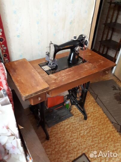 Швейная машинка