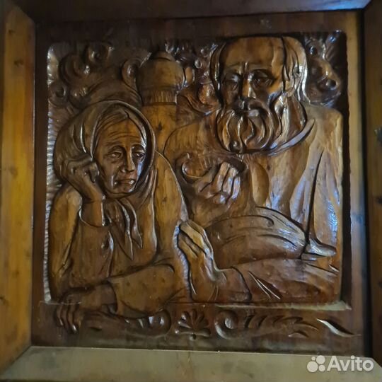 Антикварные деревянные панно