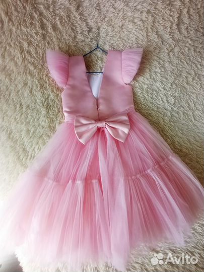 Нарядное платье для девочки 122 128
