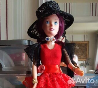 Кукла интерьерная