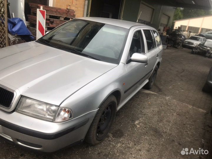 Разбор на запчасти Skoda Octavia Tour