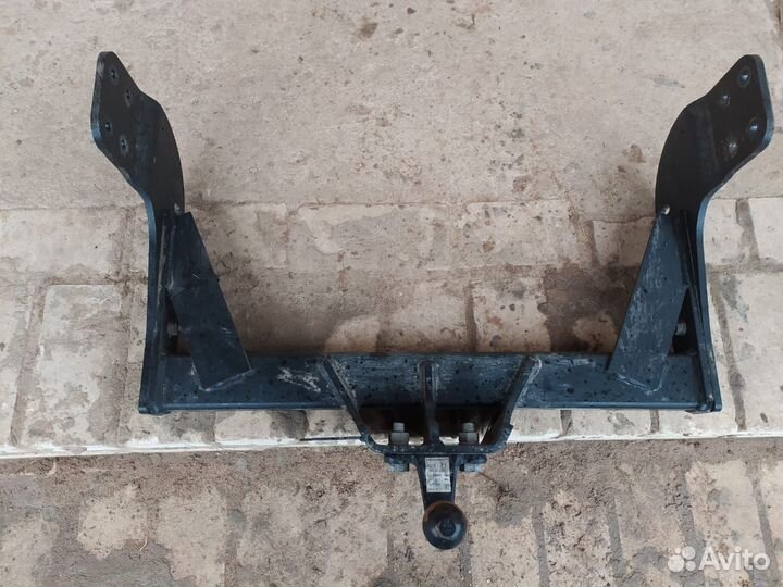 Фаркоп Ford Transit Custom