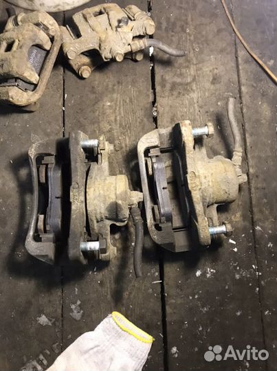 Суппорт передний правый Chevrolet Lacetti