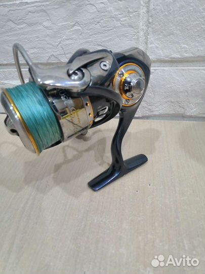Катушка daiwa certate 10 2500, ignis 14 2505 typer