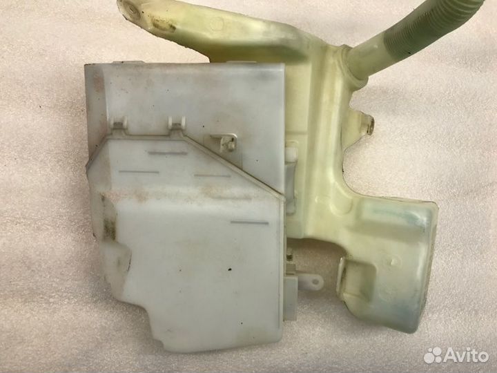 Бачок стеклоомывателя Ford Mondeo седан 2.3 2010