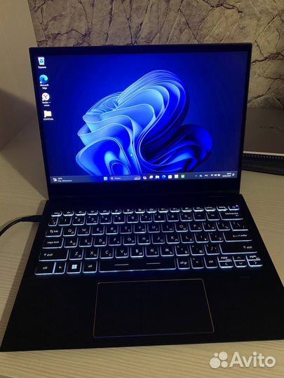 MSI Summit E13FlipEvo A12MT-059RU