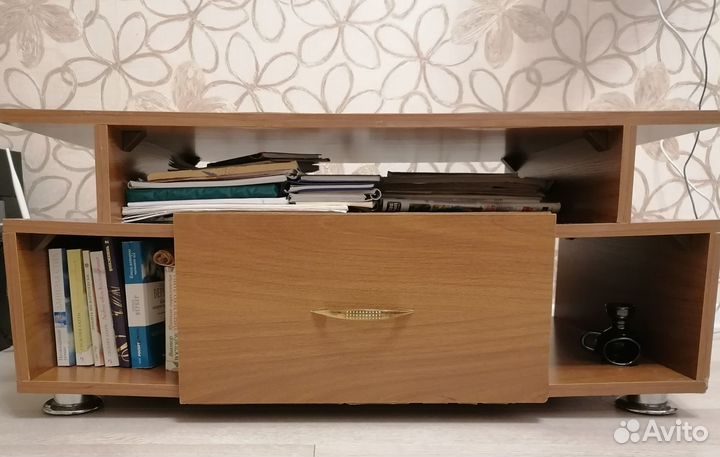 Тумба под телевизор