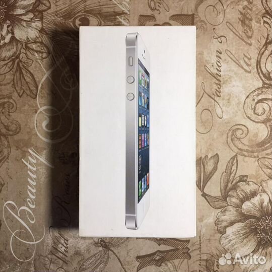 Коробка от iPhone 5