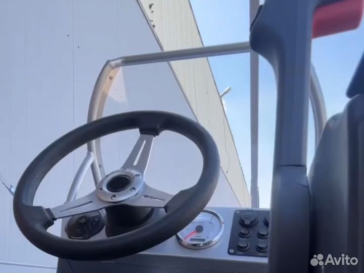 Лодка BRO 4.2 console