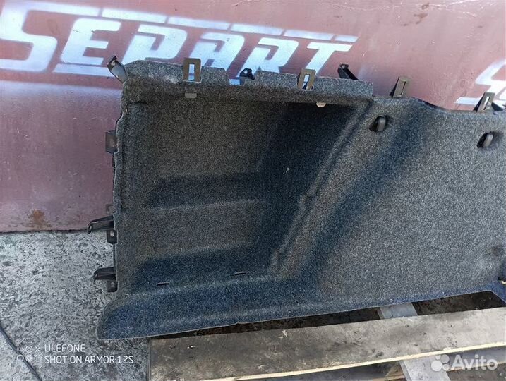 Обшивка багажника левая Skoda Octavia A5 1.8 CDA