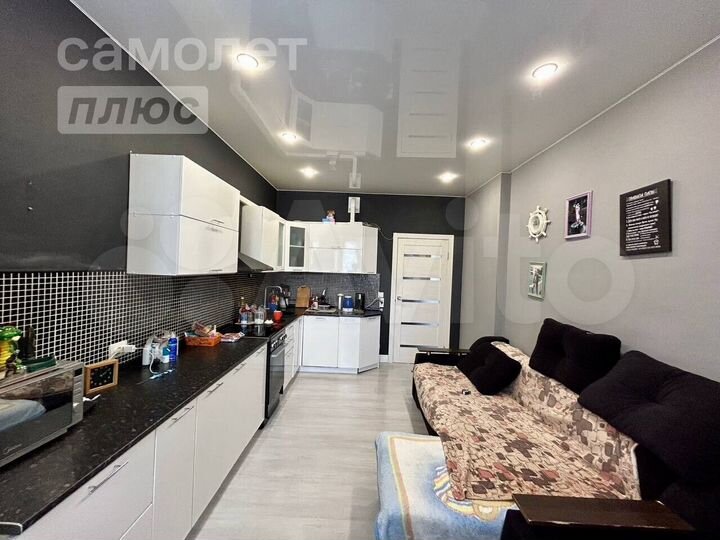 2-к. квартира, 56,3 м², 13/17 эт.