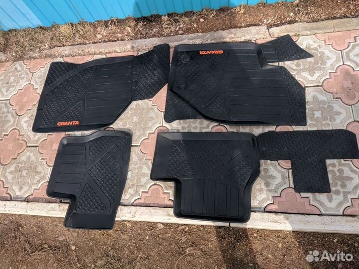 Автомобильные коврики LADA granta