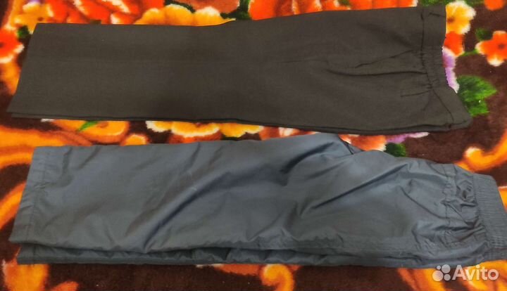 Пакетом зонт+одежда+обувь