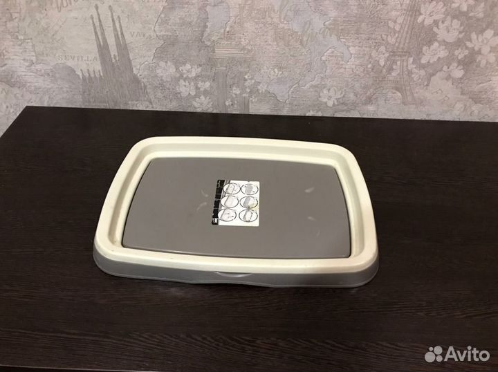 Лоток для собак под пеленку