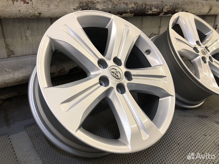 Диски литые toyota highlander r 18