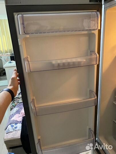 Холодильник двухкамерный бу