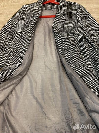 Пальто женское 46 48 бу