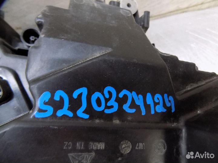 Фара левая BMW 5-Series/M5