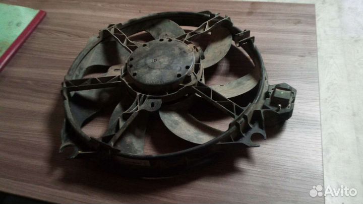 Вентилятор охлаждения Рено Меган3,Флюенс