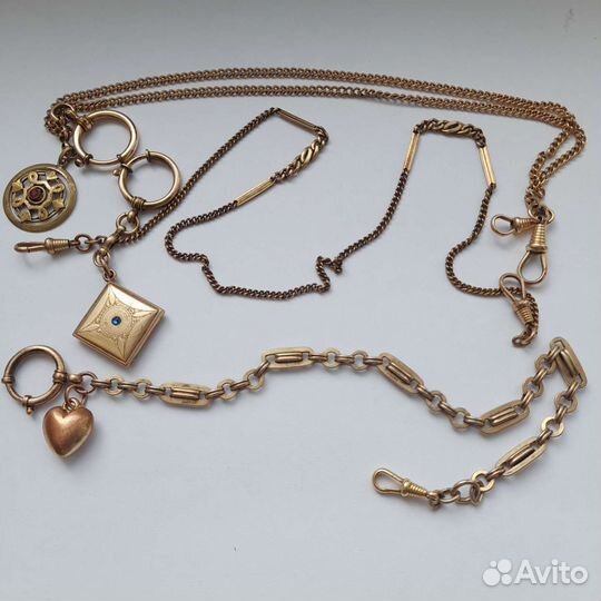 Коллекция антикварных цепочек шатлен