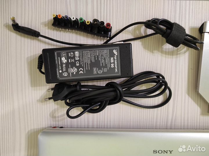 Ноутбук Sony + монитор + клава + мышь + сумка