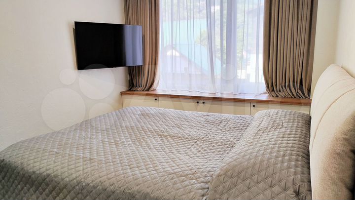 2-к. квартира, 45 м², 1/3 эт.