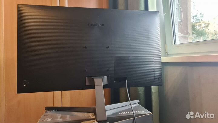 Монитор Samsung U28H750UQI (4k, 28 дюймов)