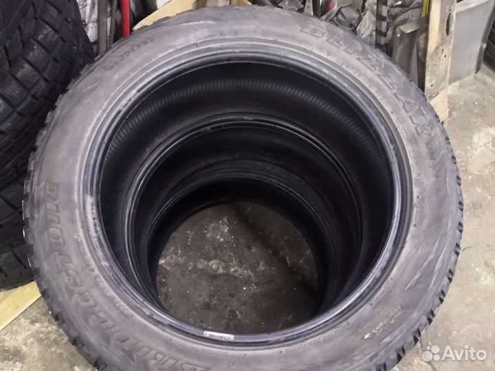 Bridgestone Blizzak DM-V1 265/50 R19