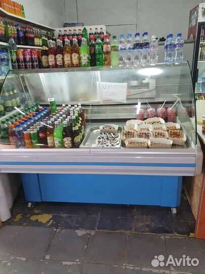 Холодильная витрина бу