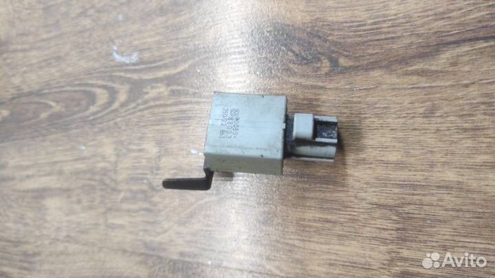 Конденсатор Toyota Avensis T250 седан 1 2008