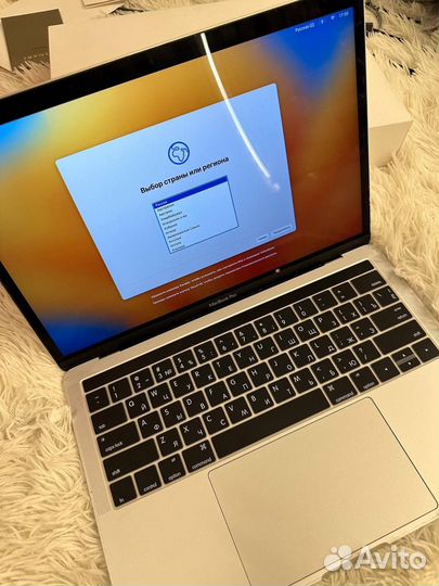 Apple Macbook-inch 13 PRO