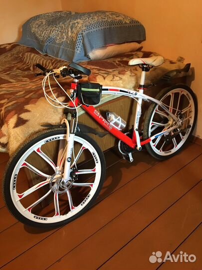 Велосипед BMW