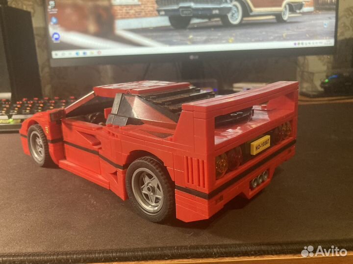 Аналог Lego Ferrari F40