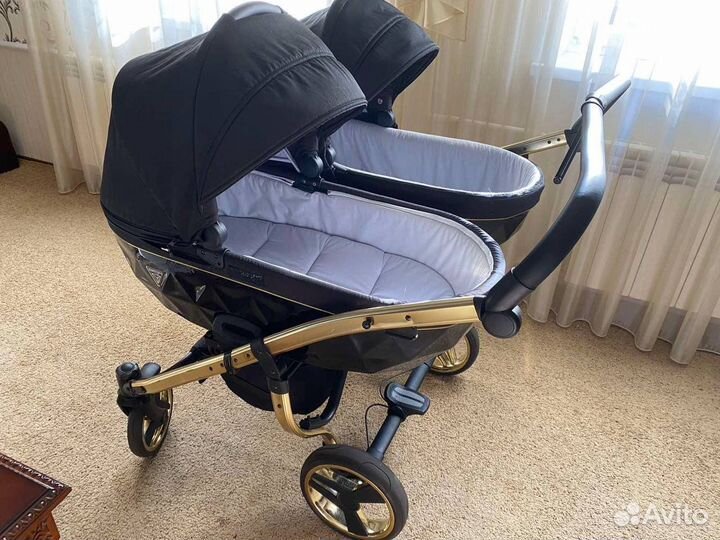 Коляска для двойни junama люлечный вариат