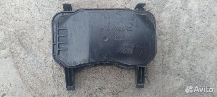 Крышка фары галоген