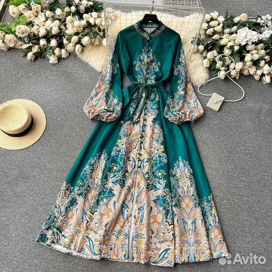 Шикарное платье длинное