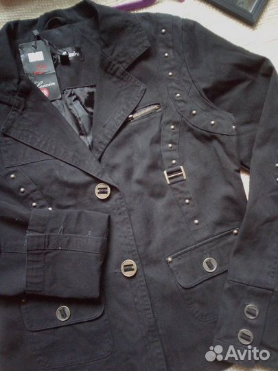 Пиджак женский ветровка 40-42 новый