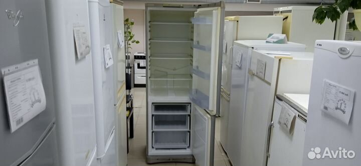 Холодильник Indesit