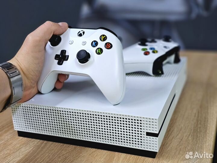 Xbox One S +игры
