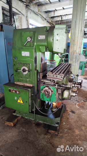 Фрезерные станки 6Д81Ш, 6К82Ш, 6Р11, 6725