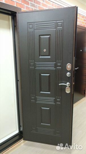 Дверь металлическая адель